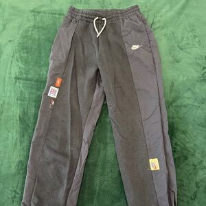 NIKE sweatpants